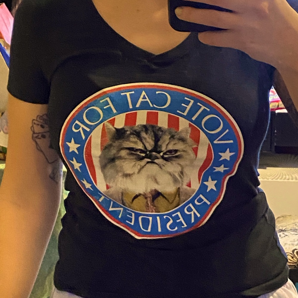 Cat for president women’s small cotton t-shirt